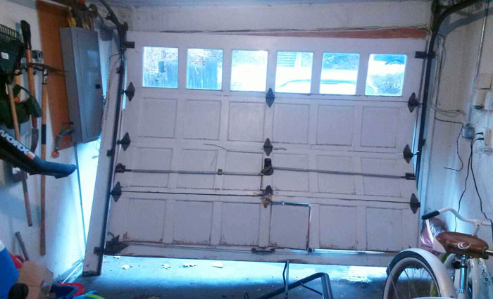 Garage door repair Wilton Ct